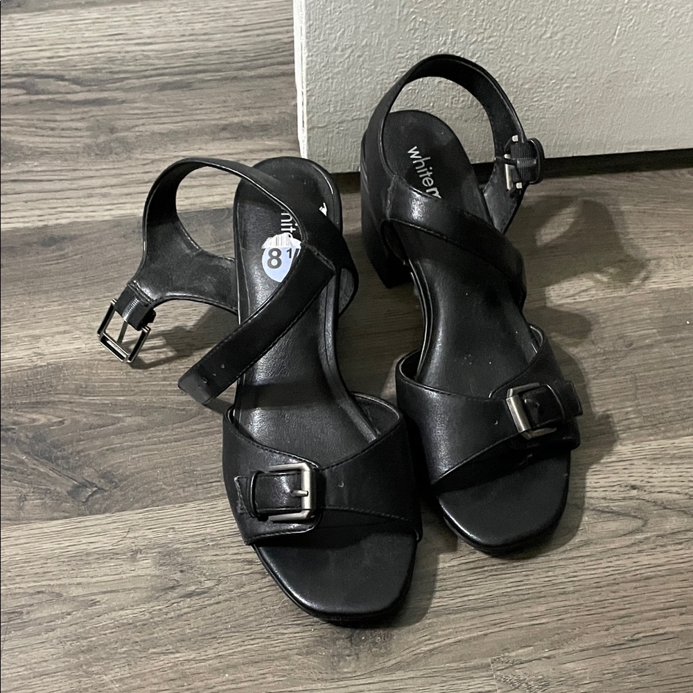 White Mountain Black Buckle Sandals